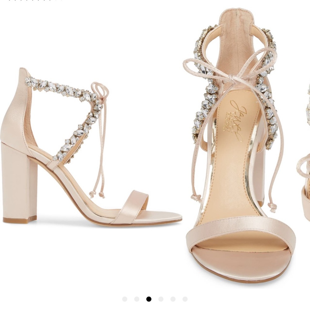 Jewel Badgley Mischa Size 9